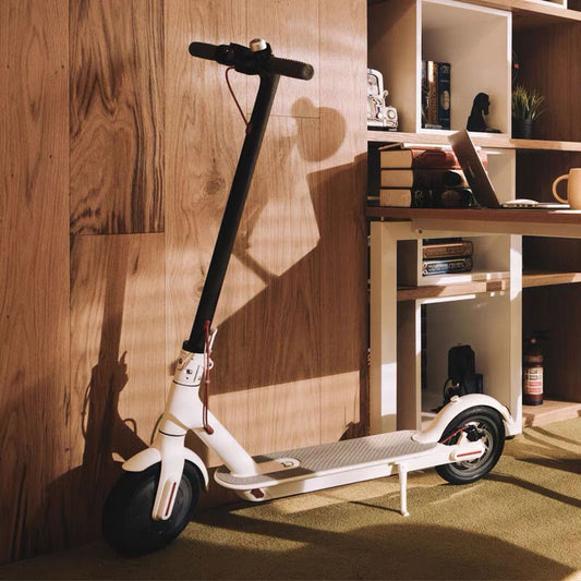 Fashion Electric Scooter – Folding Two-Wheel Design for Easy Commuting